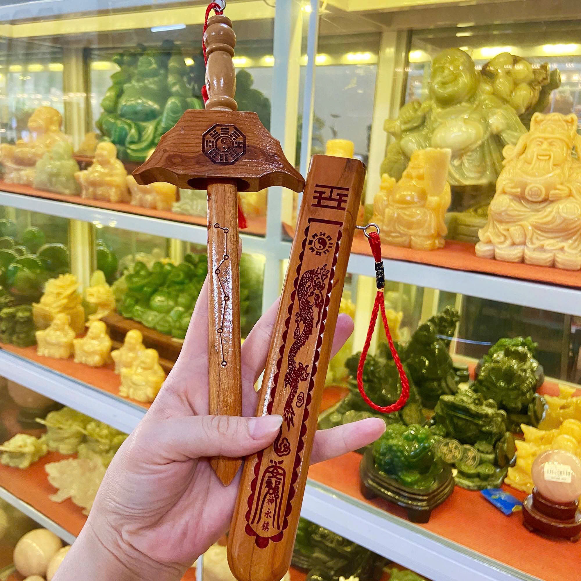 KIẾM GỖ ĐÀO THẤT TINH 60CM - NGHỆ AN